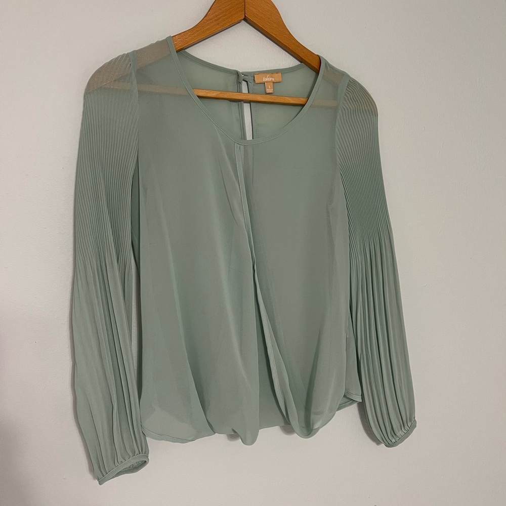 Takara sea foam green Blouse